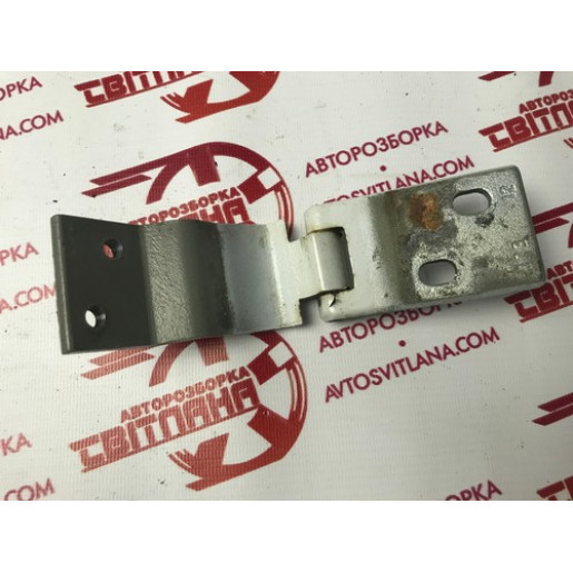 Петля задней правой двери верхняя Opel Combo 2001-2011 9184540